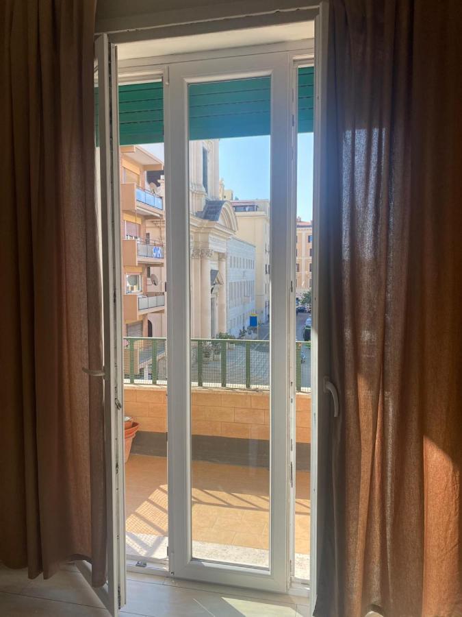 Md House Bed and Breakfast Civitavecchia Eksteriør billede