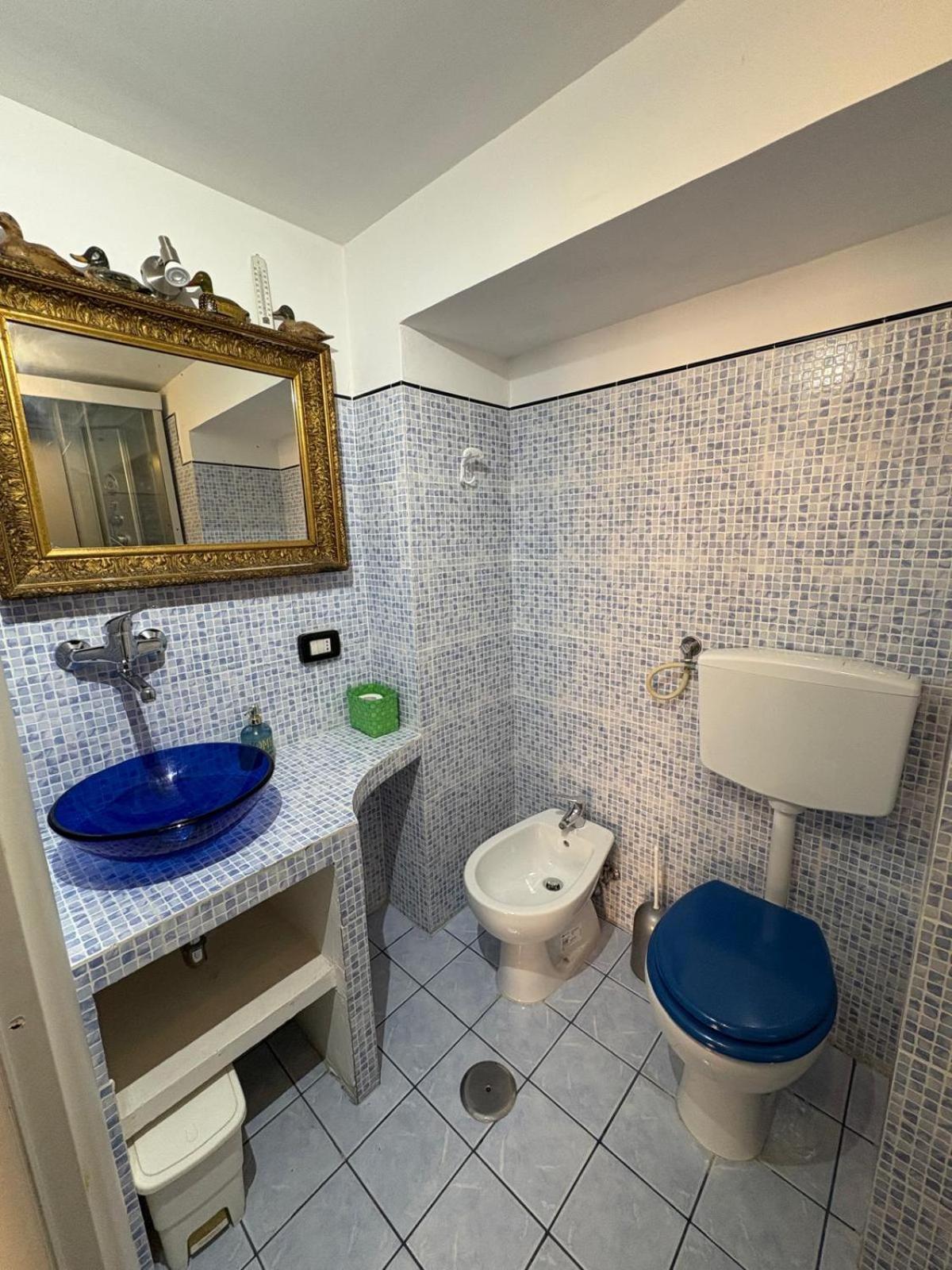 Md House Bed and Breakfast Civitavecchia Eksteriør billede