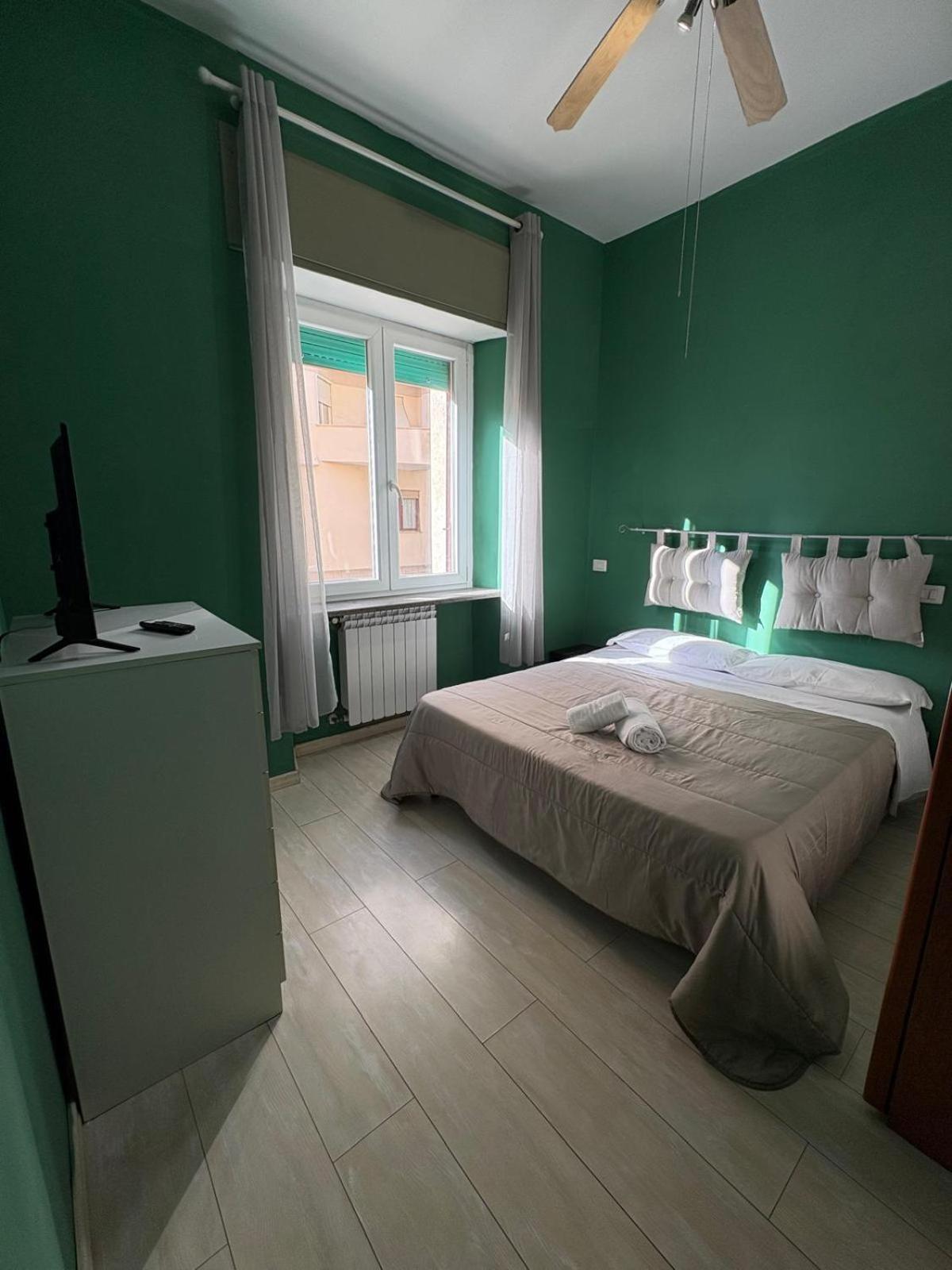 Md House Bed and Breakfast Civitavecchia Eksteriør billede